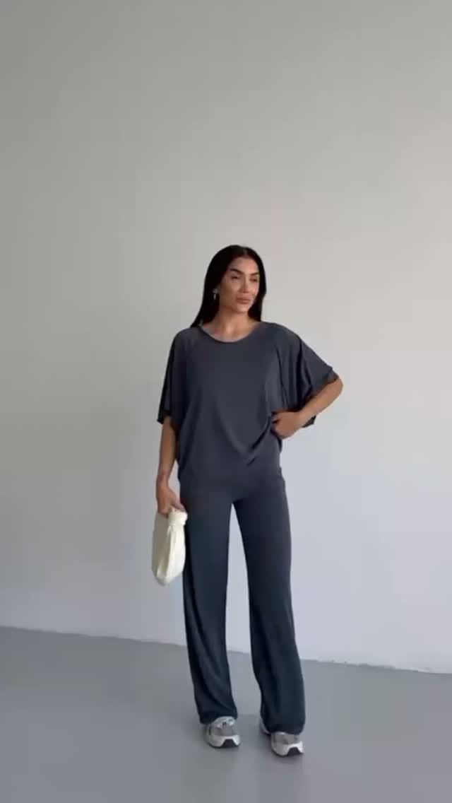 Post 6 by Peri Butik on Instagram (video)