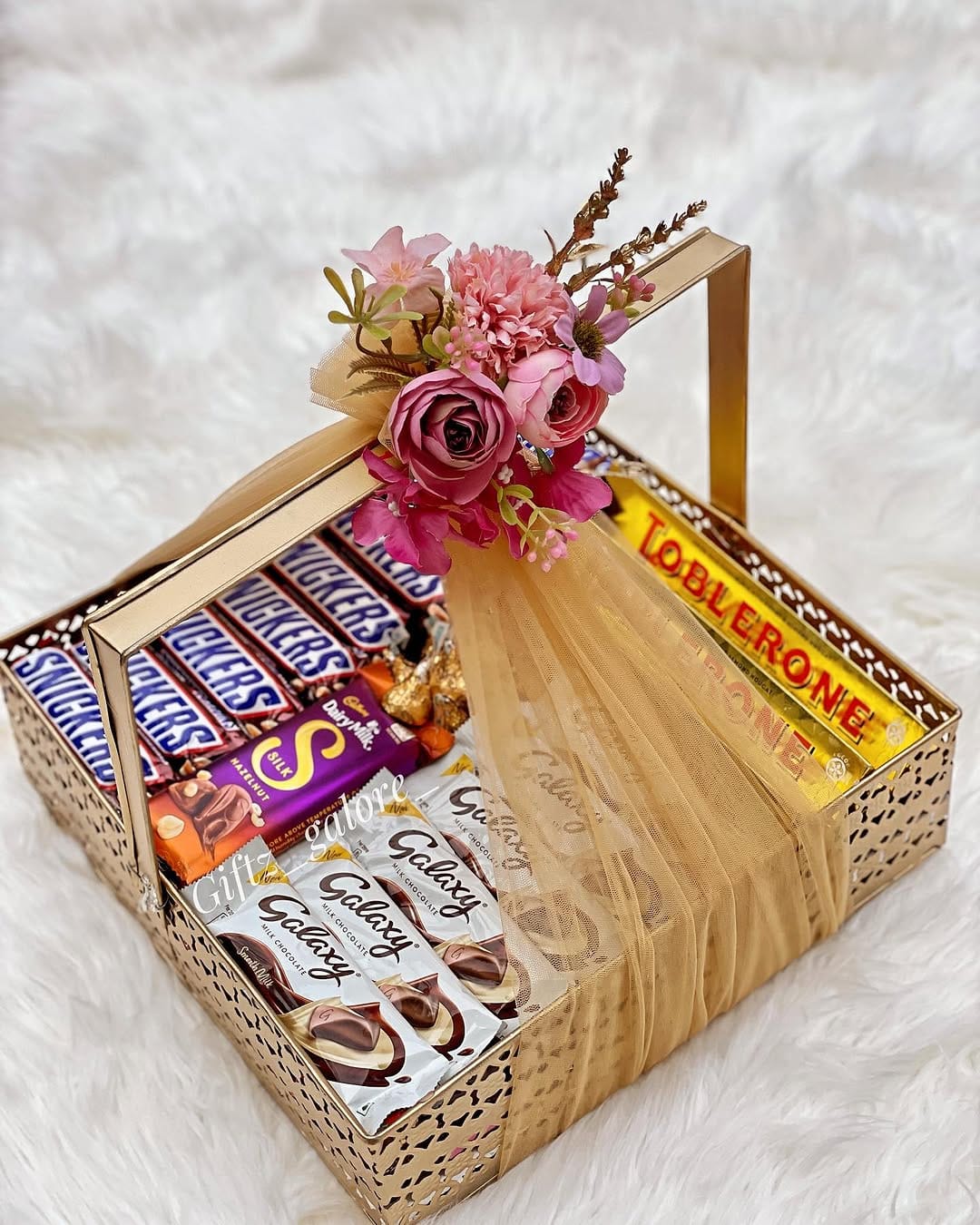Post 8 by Giftz_Galore    Giftz&Hampers on Instagram (image)