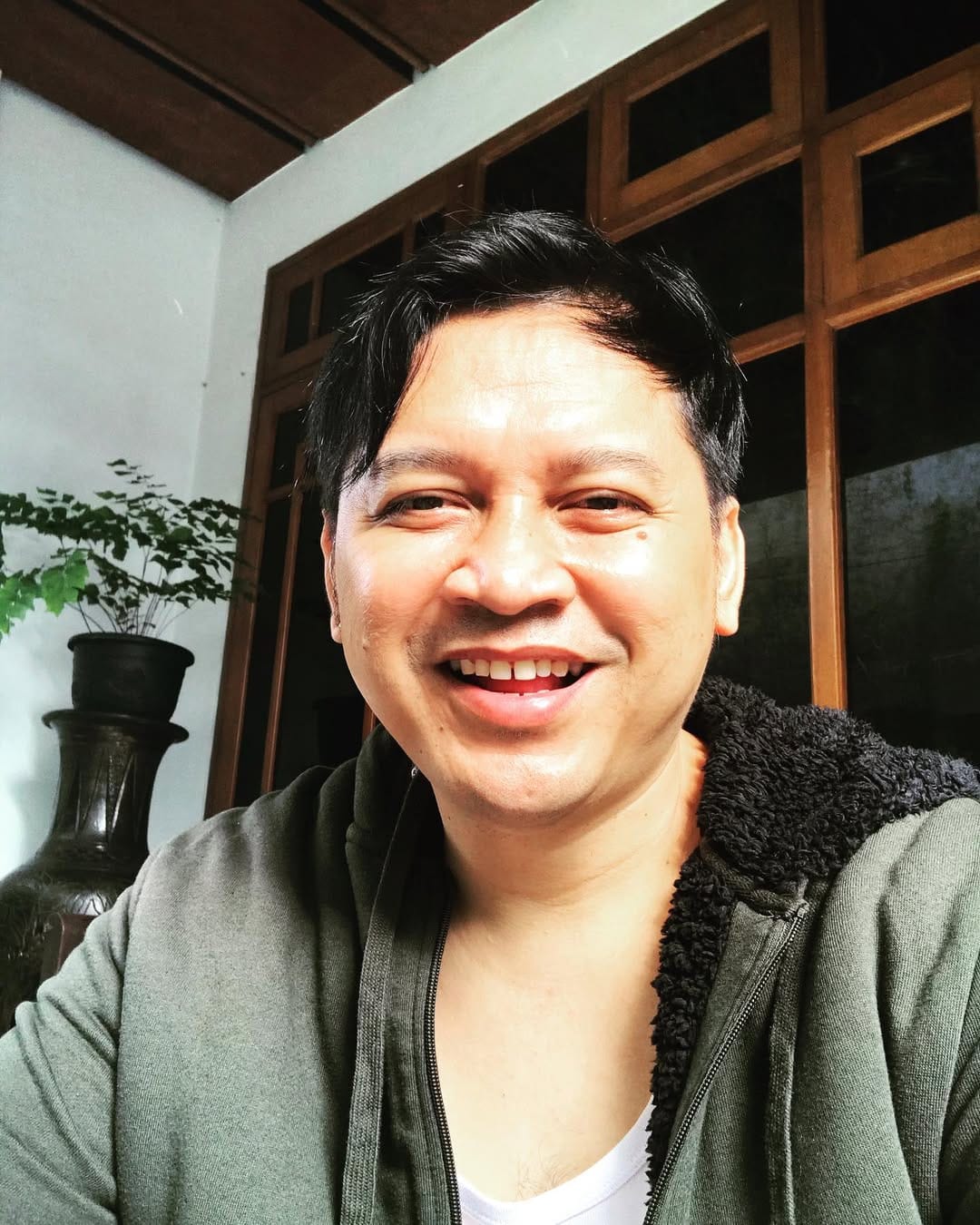 Post 5 by Dedy Wijaya on Instagram (carousel)