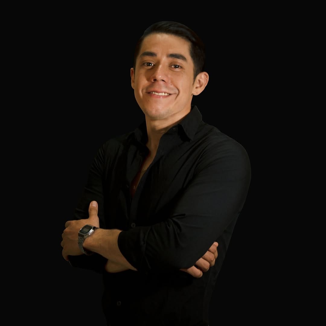 Post 5 by Abraham Rosas on Instagram (image)