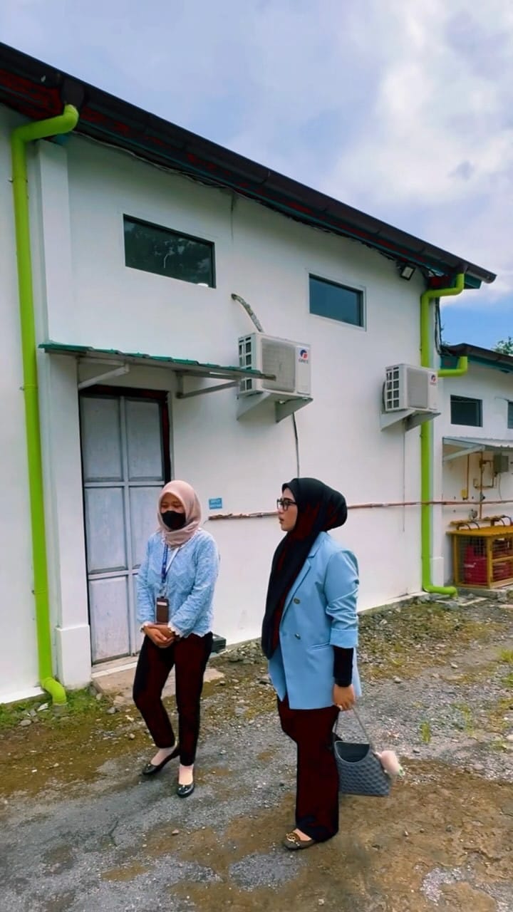 Post 4 by Juliana Lestari on Instagram (video)