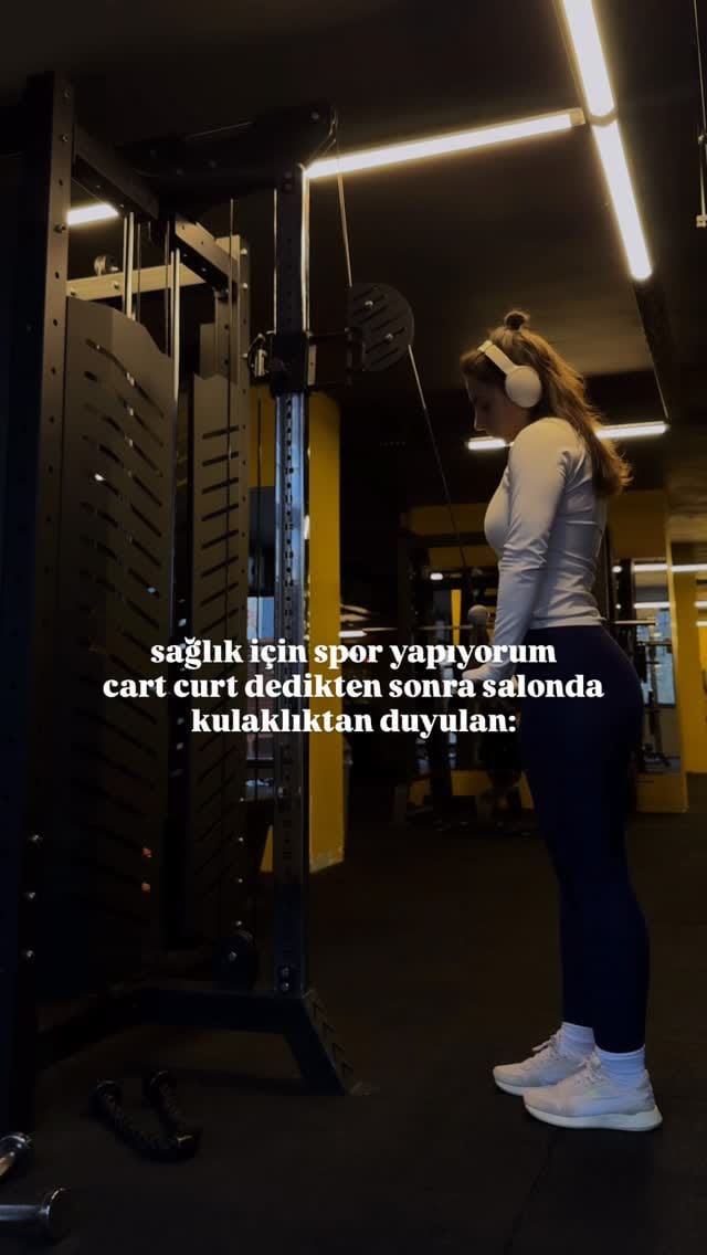 Post 4 by G Ö Z D E 🌟 on Instagram (video)