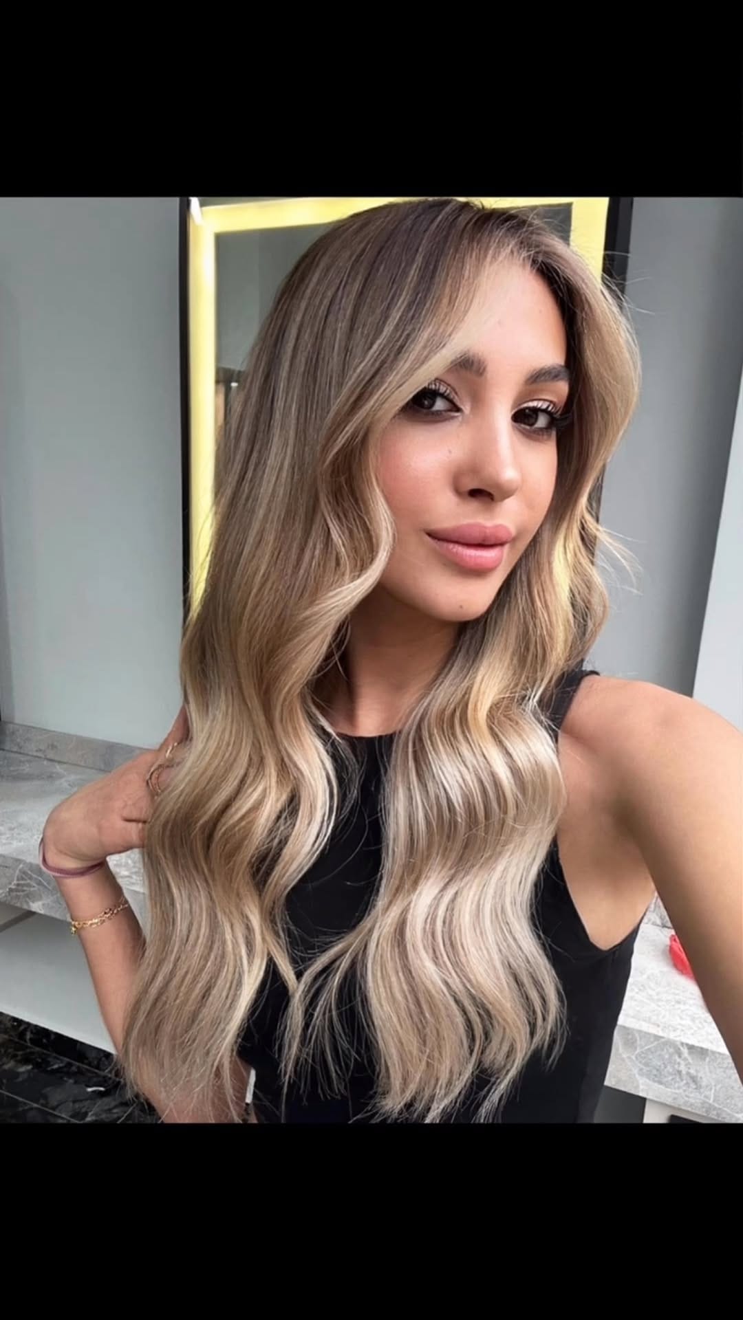 Post 4 by Enes Şahin on Instagram (video)