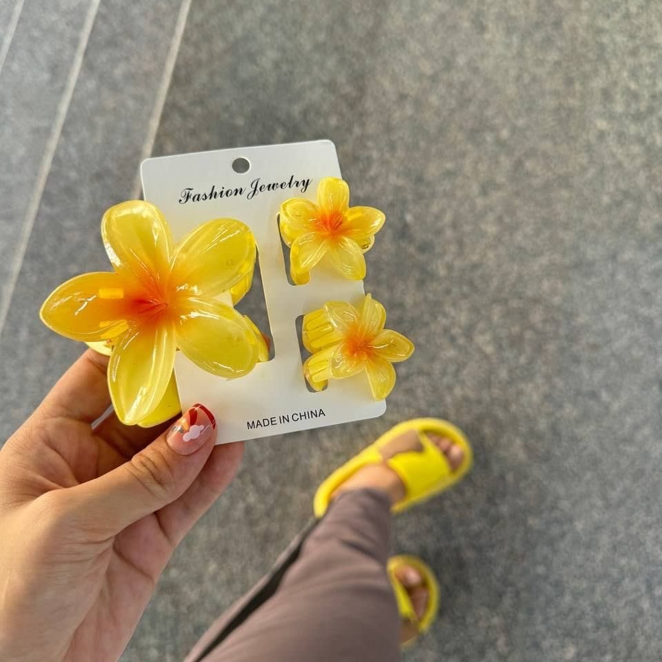 Post 9 by اكسسوارات رقوش on Instagram (carousel)