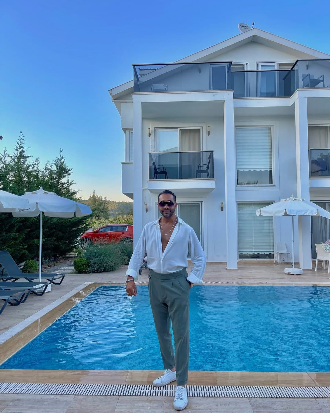 Post 5 by MESUT BALKAN on Instagram (carousel)