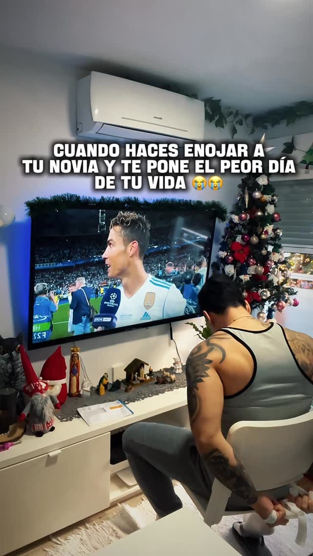 Post 2 by Jorge Luis Segovia on Instagram (video)