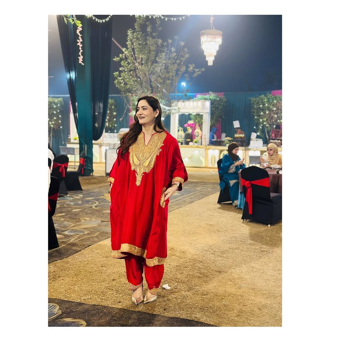 Post 2 by Nafisa Rachel William on Instagram (carousel)