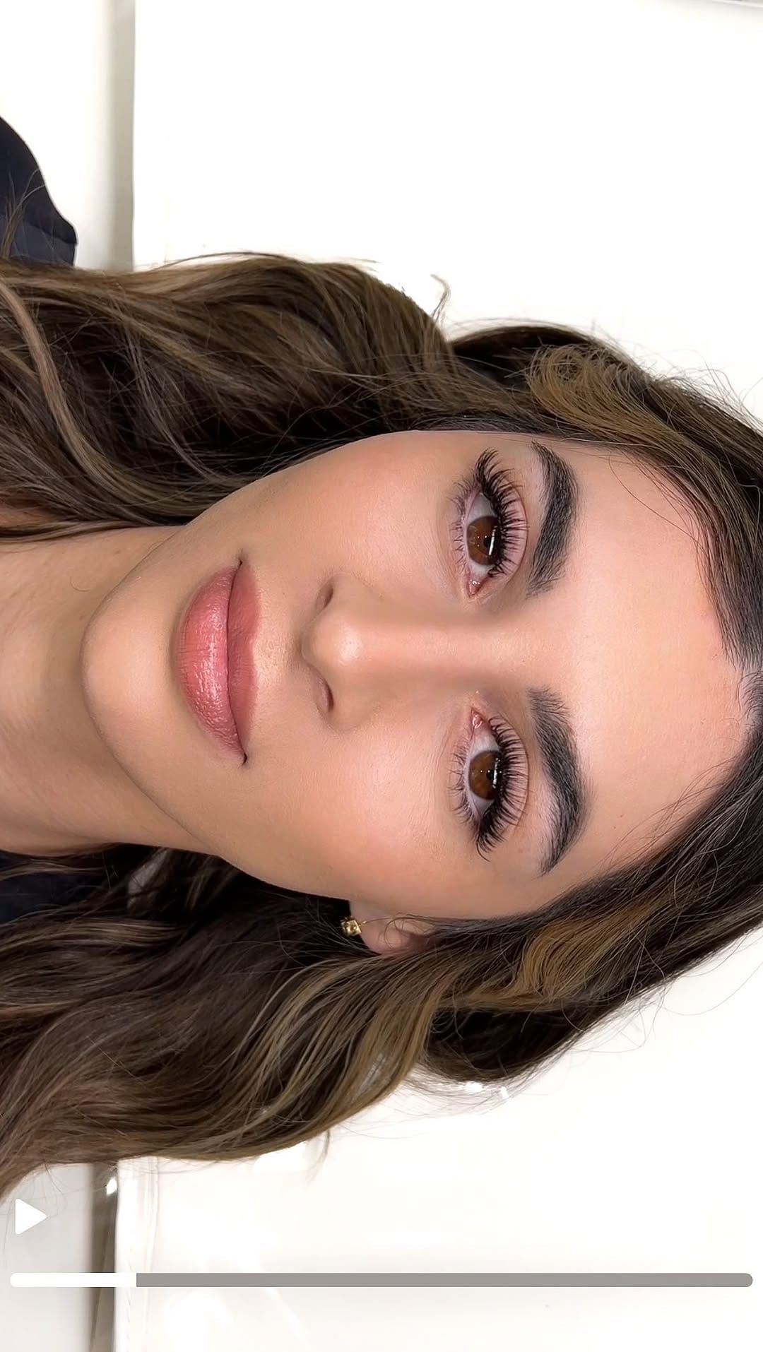 Post 10 by SIS & SIS on Instagram (video)