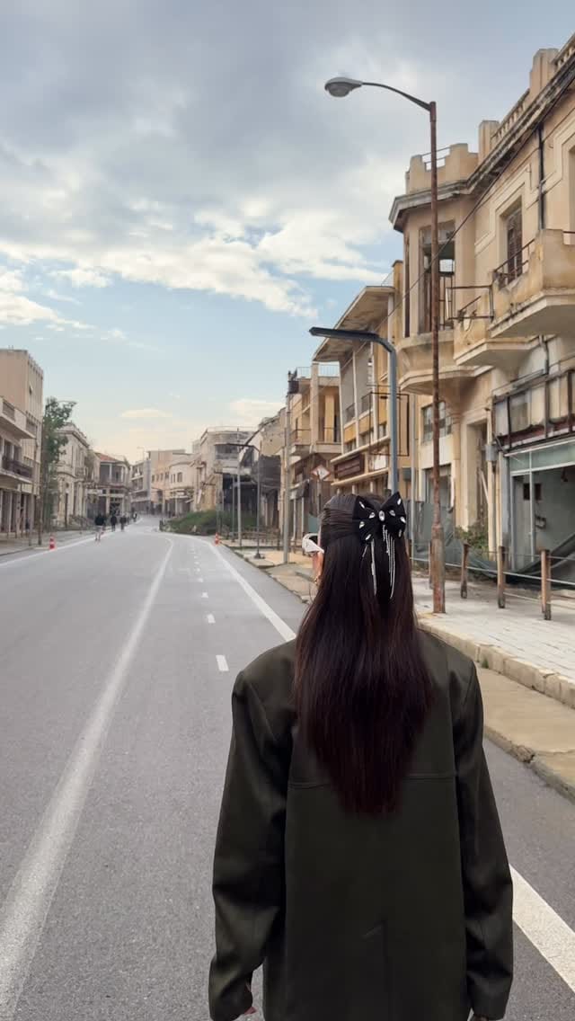 Post 5 by BURCIN KOLTAN || Wedding & Event Accessories on Instagram (video)