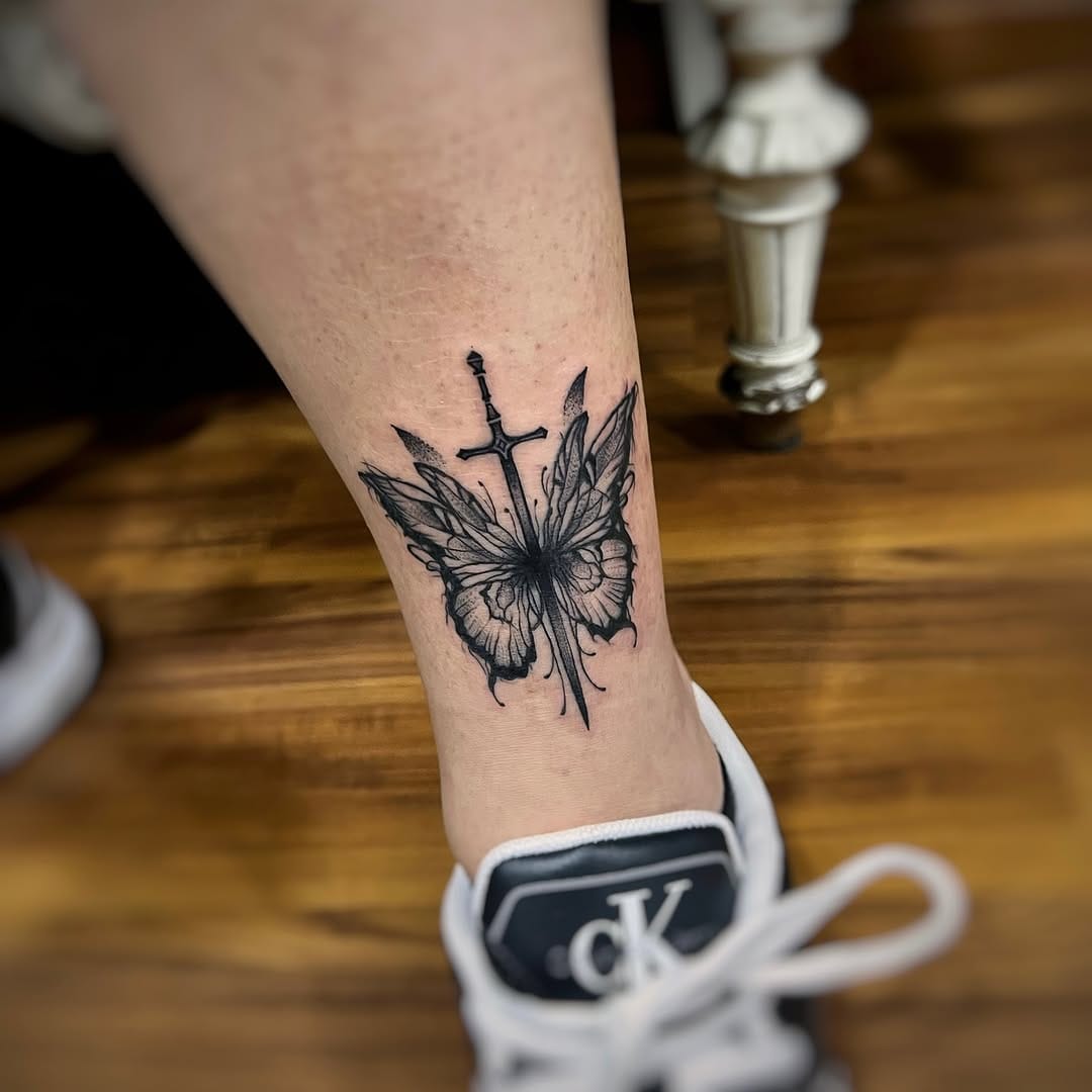 Post 9 by ⚜️ By CURA ⚜️ tattoo & Art gallery on Instagram (image)