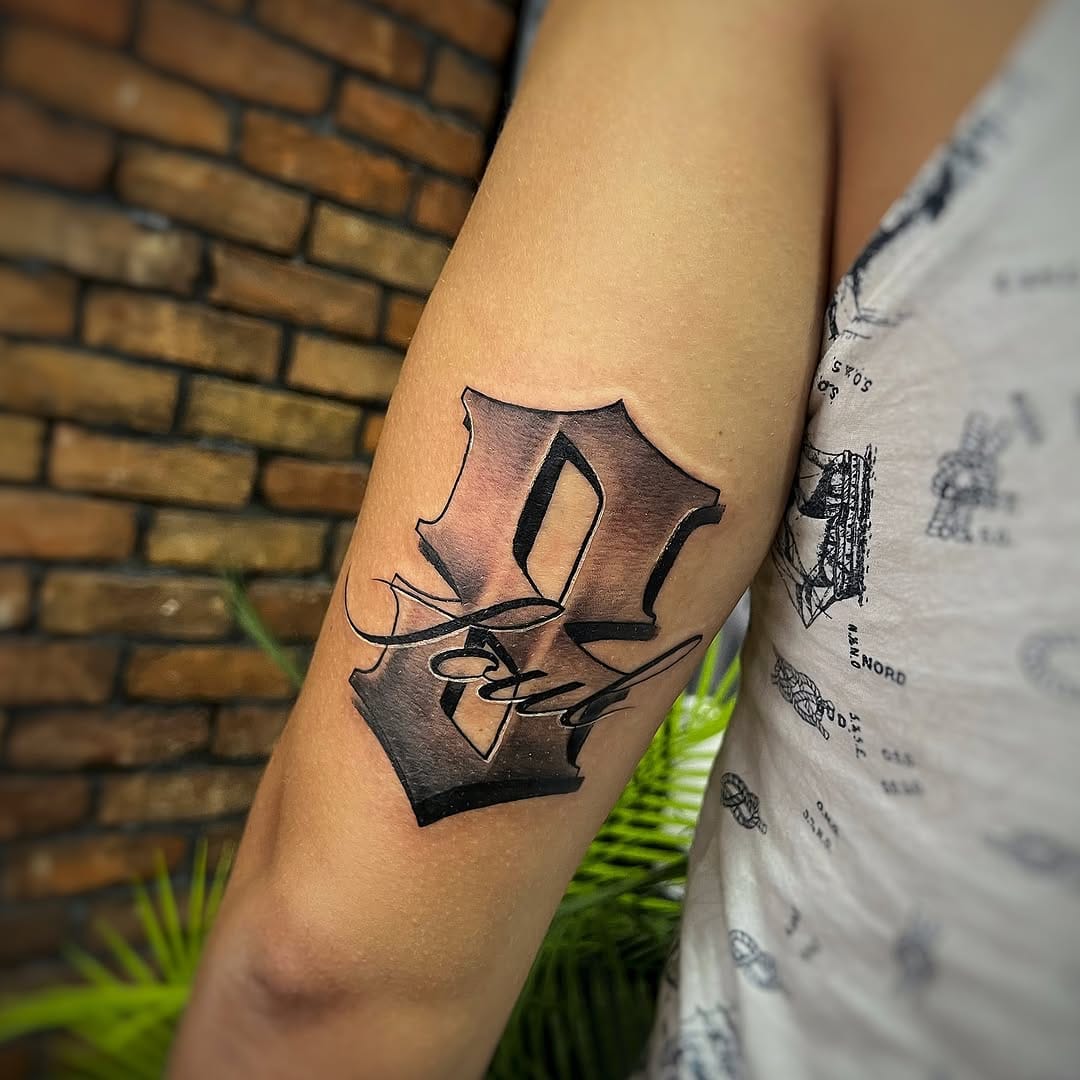 Post 10 by ⚜️ By CURA ⚜️ tattoo & Art gallery on Instagram (carousel)