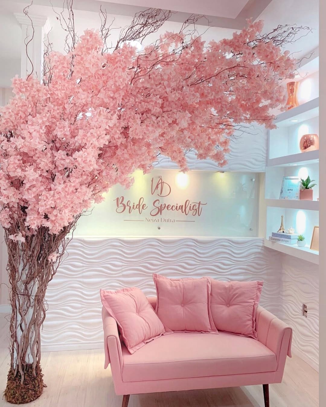 Post 1 by Celma Paris on Instagram (image)