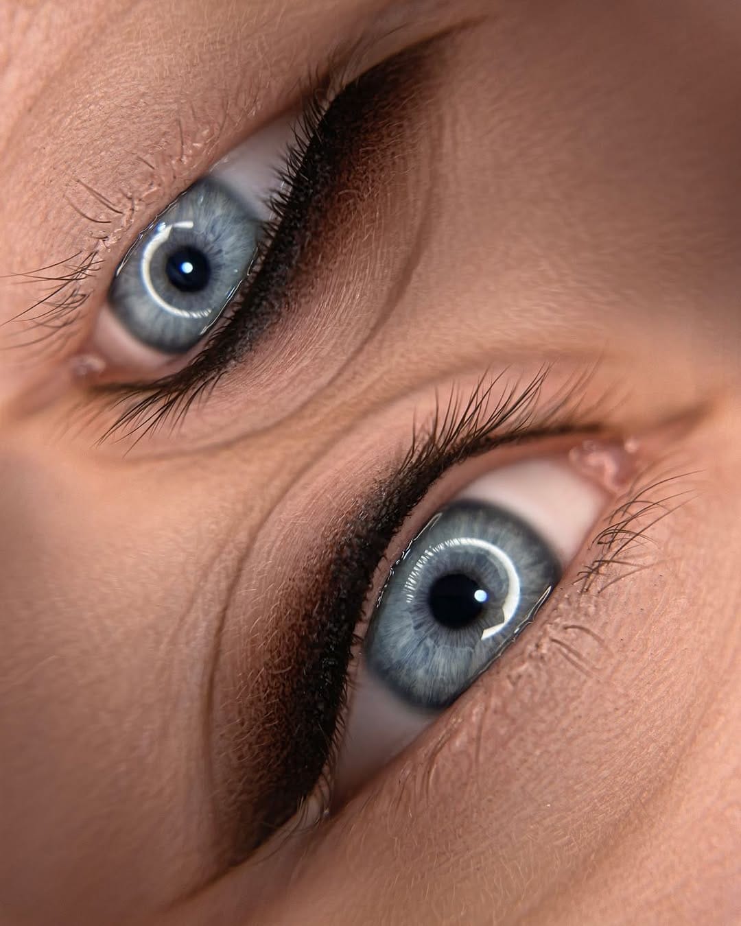 Post 4 by Oya Çalışkan Makeup Studio on Instagram (image)
