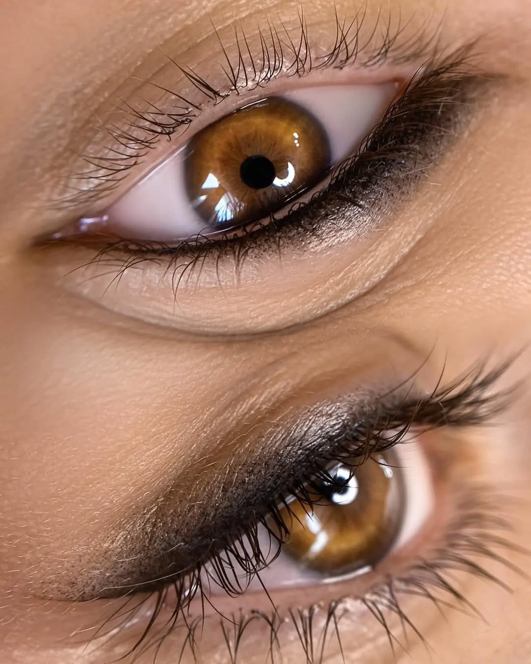 Post 9 by Oya Çalışkan Makeup Studio on Instagram (image)