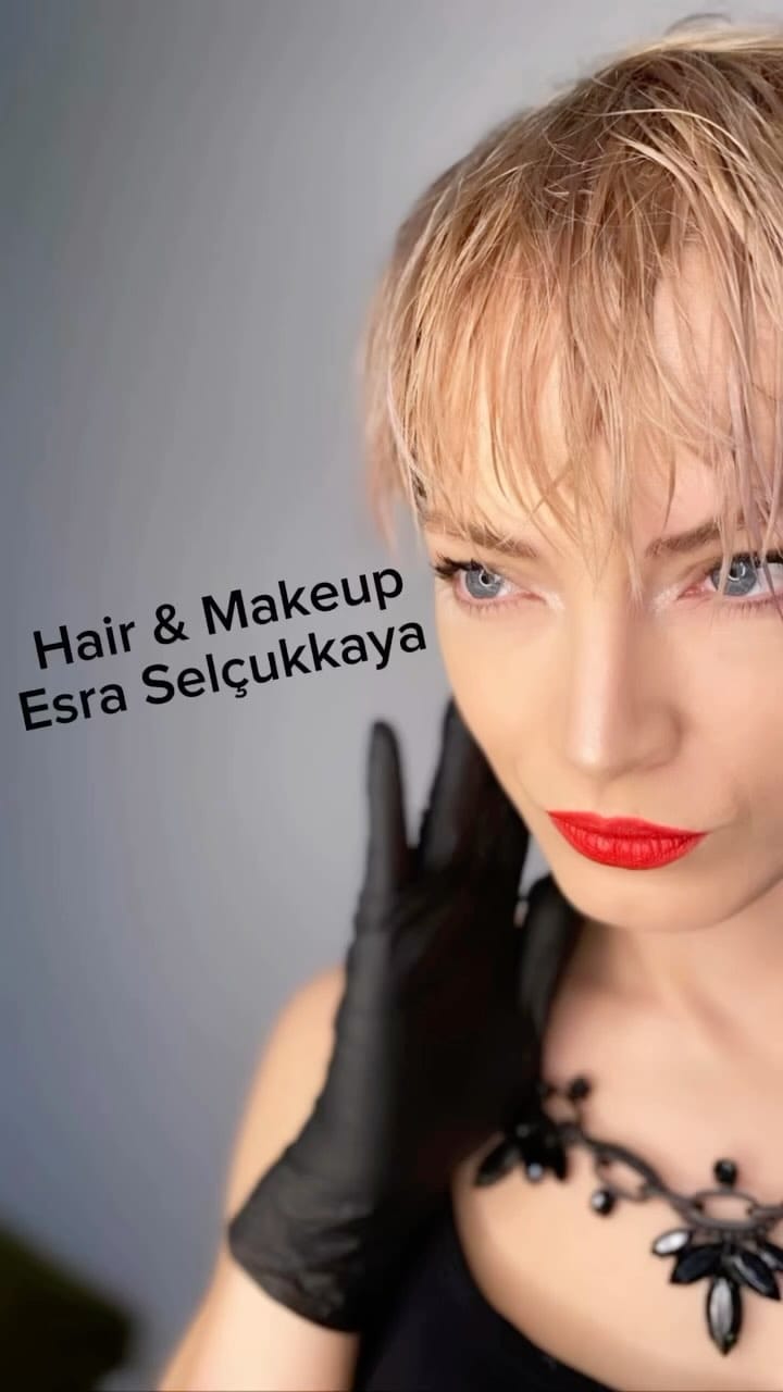 Post 6 by Esra Selçukkaya on Instagram (video)