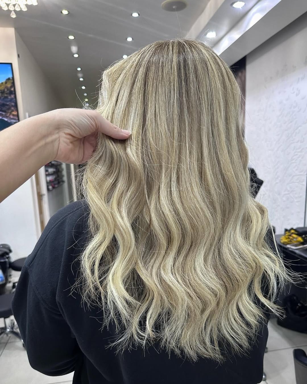 Post 8 by Esra Selçukkaya on Instagram (carousel)
