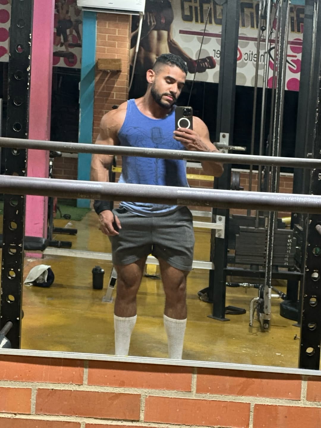 Post 9 by André CD'ño on Instagram (carousel)