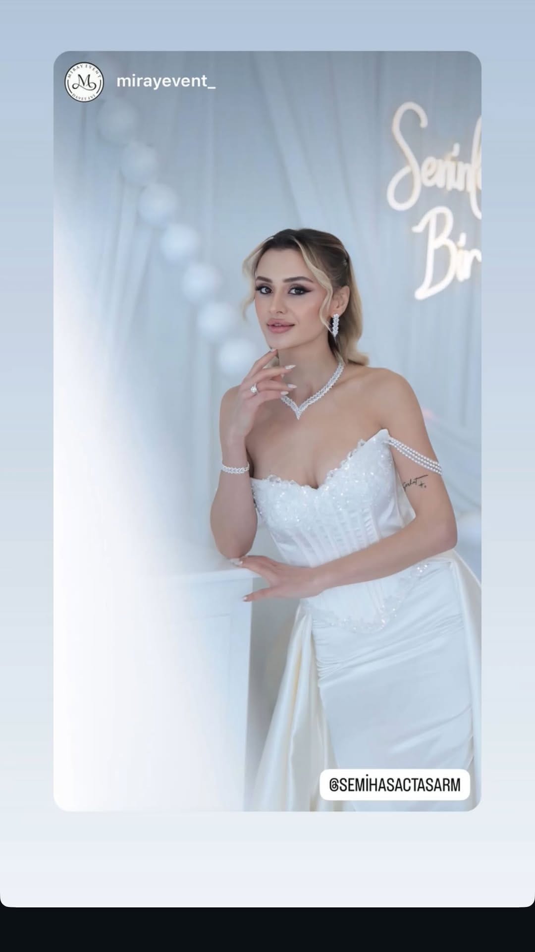 Post 5 by 🍂semiha saç tasarım🍂🍂👰🏻‍♀️👰🏼🍂 on Instagram (video)