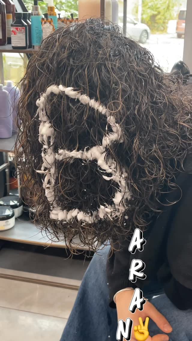 Post 4 by Metsu Kuaför on Instagram (video)