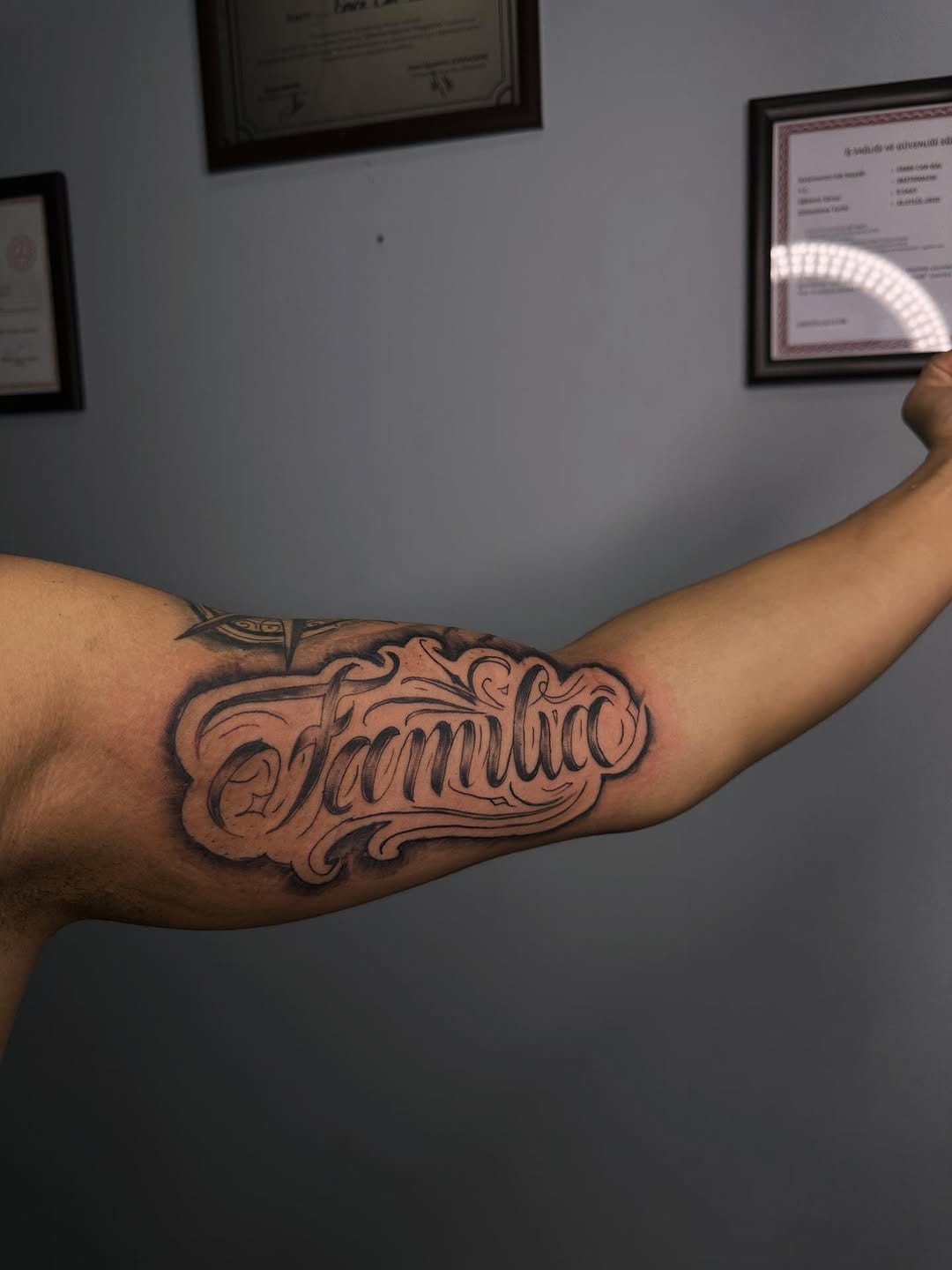 Post 6 by By Emre Tattoo | Sultanbeyli Dövme Silme on Instagram (carousel)