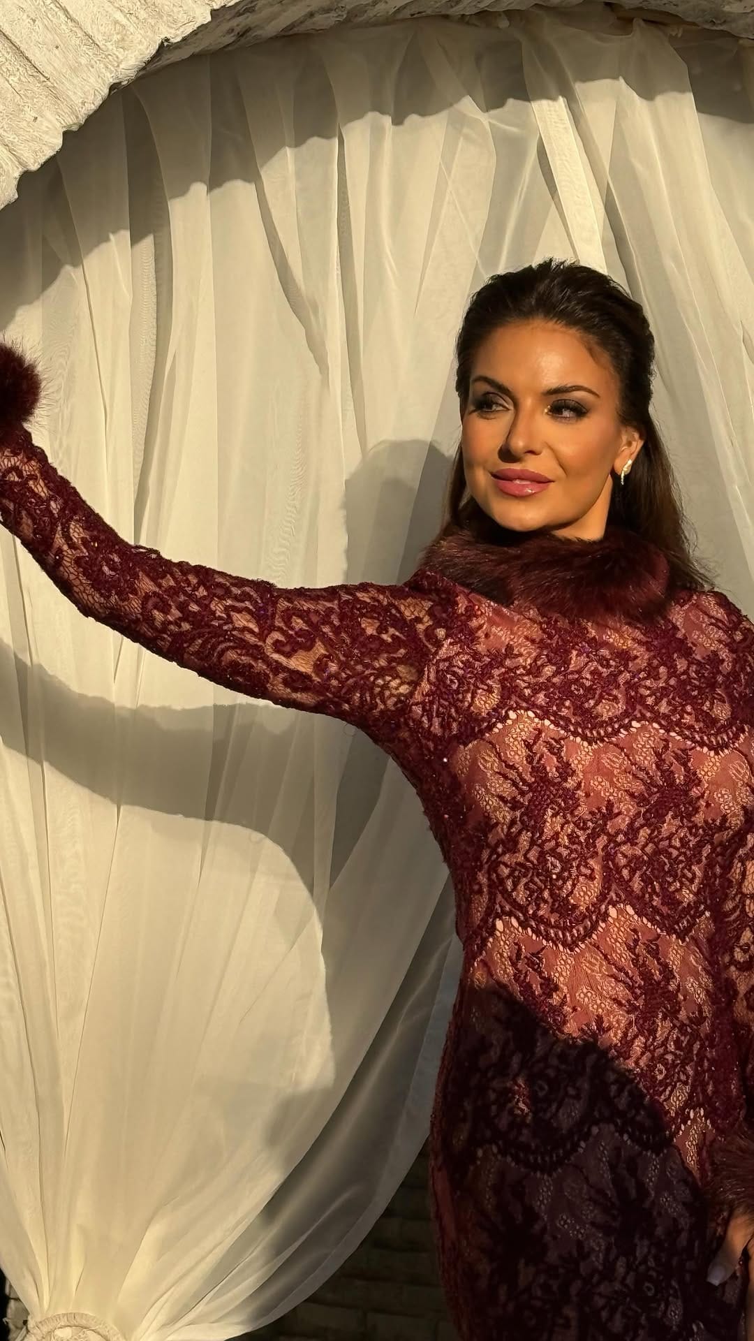 Post 10 by roya sarvari on Instagram (video)