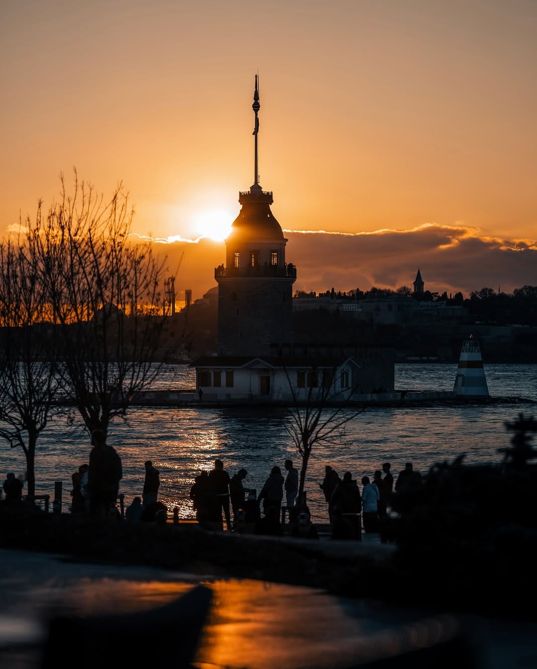 Post 6 by Esra Kaya on Instagram (carousel)