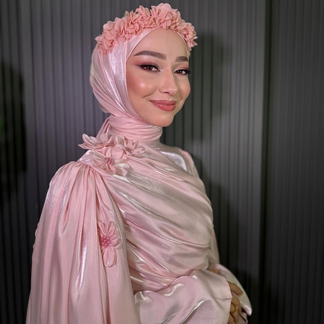 Post 2 by GÖNÜL ÇAY on Instagram (carousel)