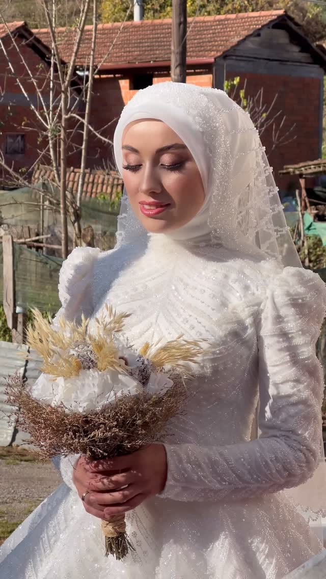 Post 5 by KEVSER AVŞAR on Instagram (video)