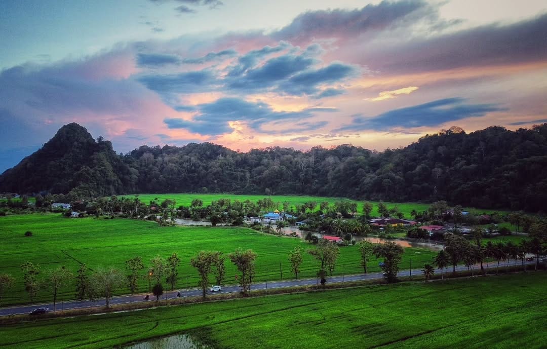 Post 9 by Zailan Sulong on Instagram (image)