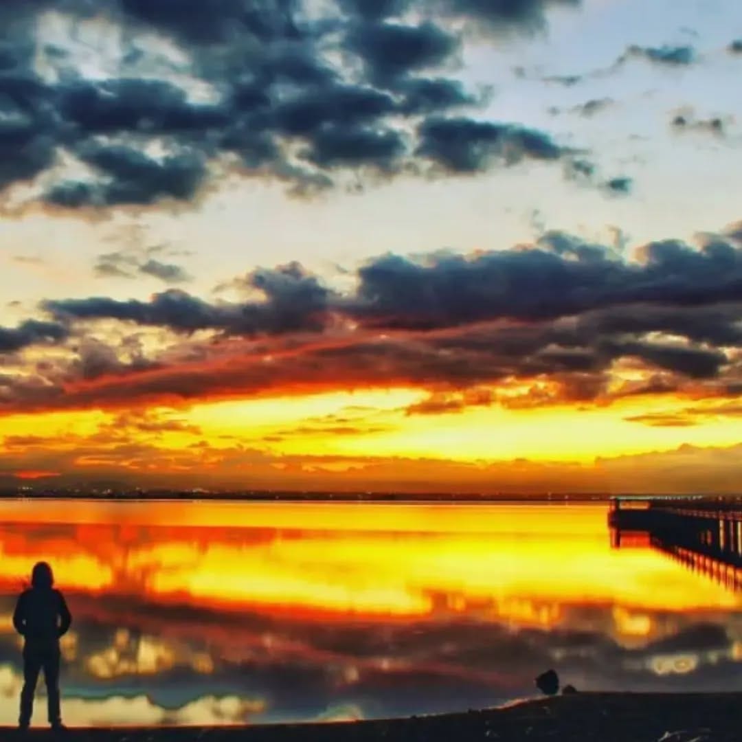 Post 6 by sunrise on Instagram (image)