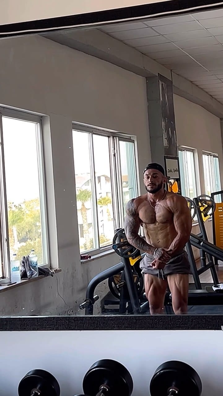 Post 4 by Yiğit Uzungül on Instagram (video)