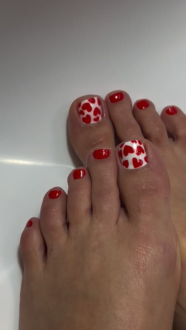 Post 6 by Cursos de uñas y decoración, y servicios de manicura on Instagram (video)