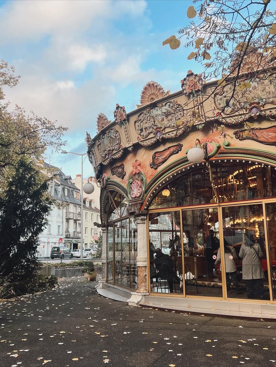 Post 7 by Ezgi Mut Erol on Instagram (carousel)