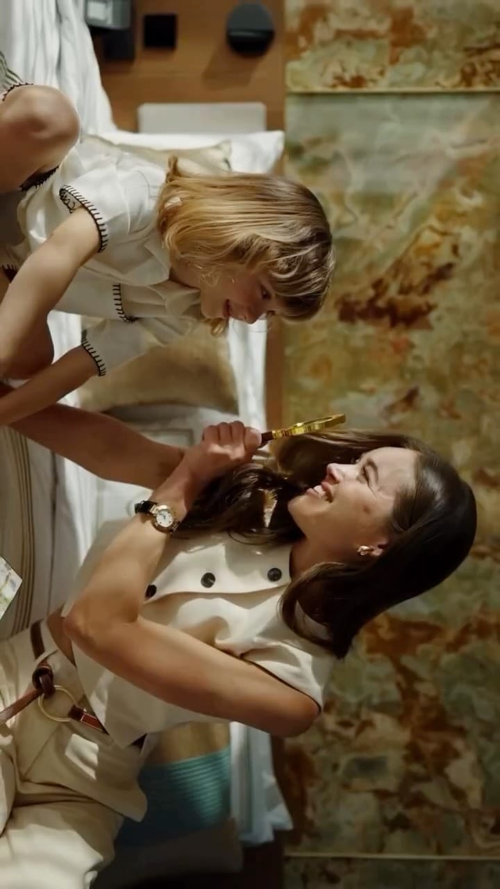 Post 10 by Didem Erkan on Instagram (video)
