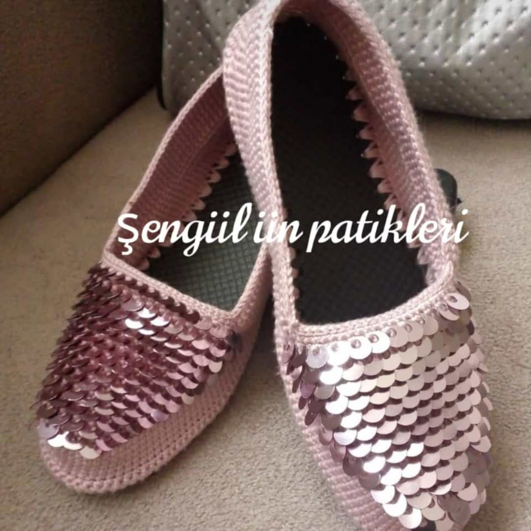 Post 5 by Şengül'ün Patik Dünyası on Instagram (image)