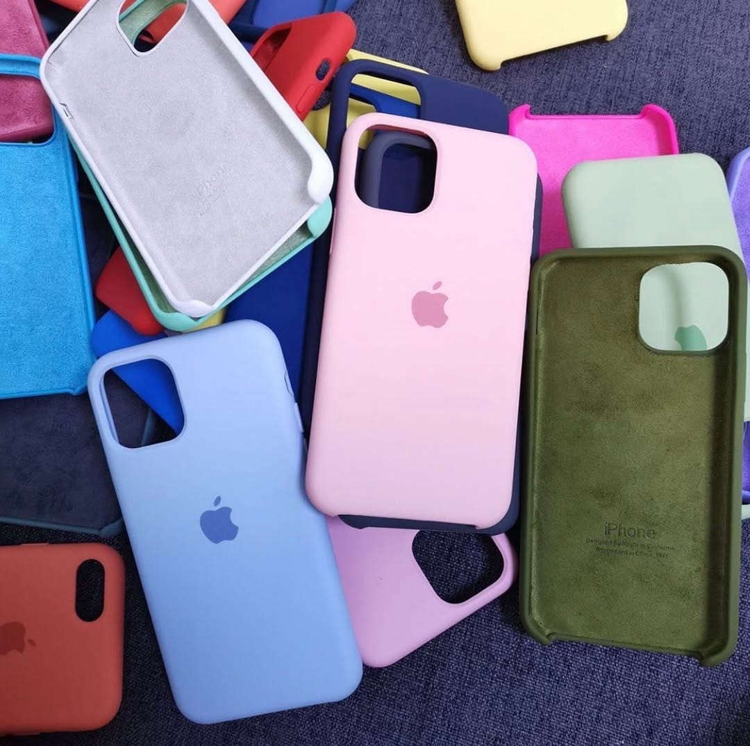 Post 2 by Apple Iphone/Accessories on Instagram (image)