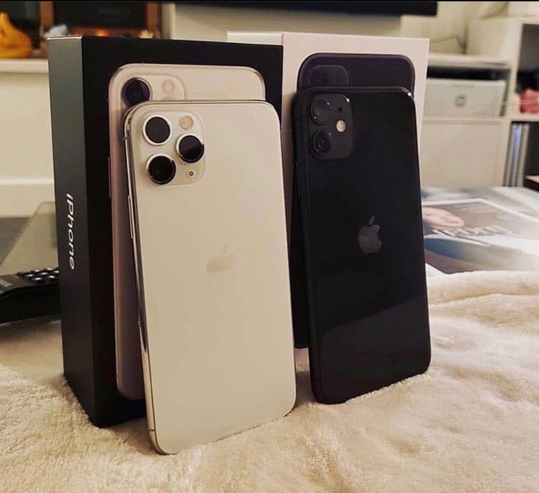 Post 5 by Apple Iphone/Accessories on Instagram (image)