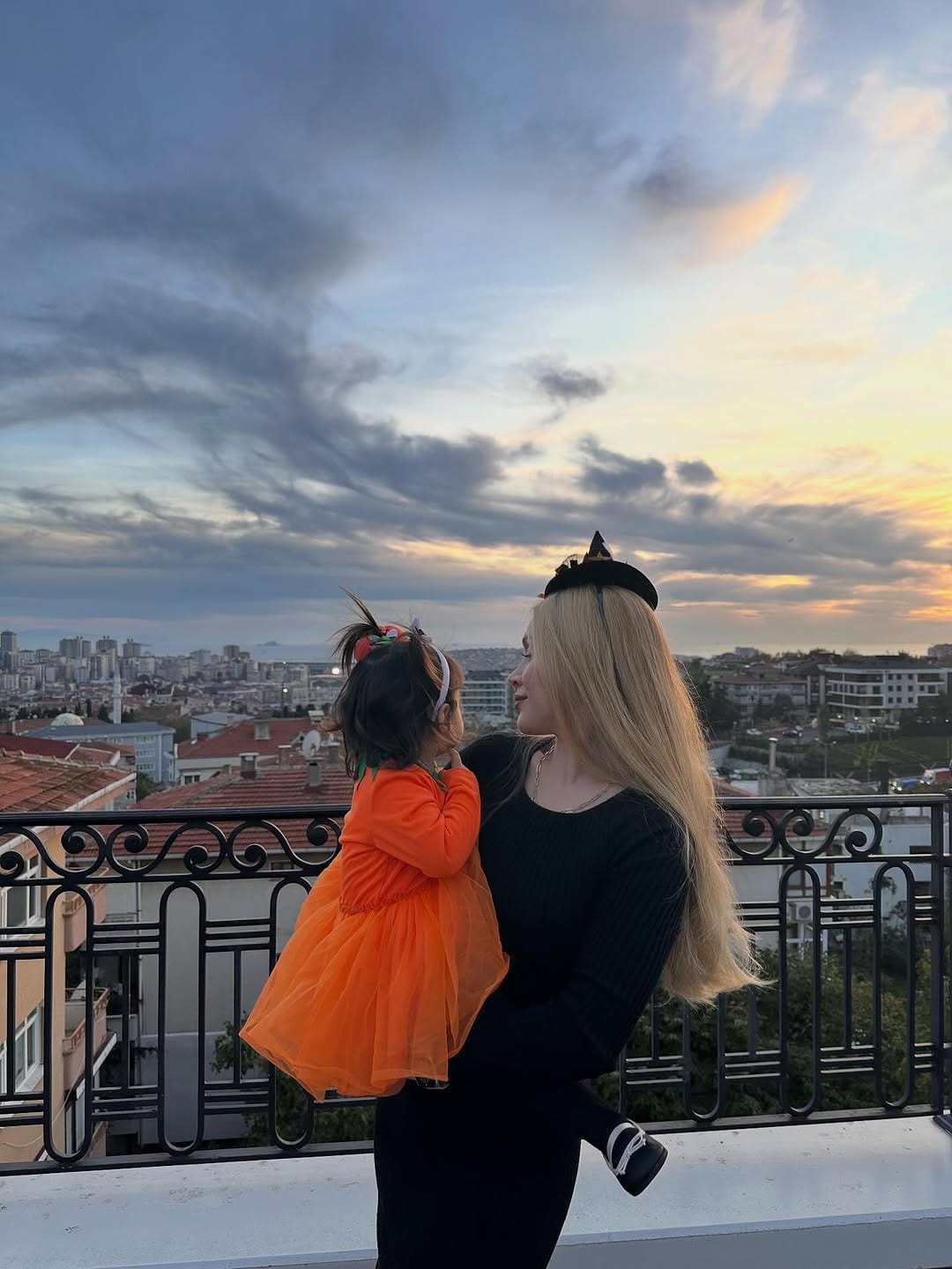Post 5 by Ezgi Daysal Tan on Instagram (carousel)