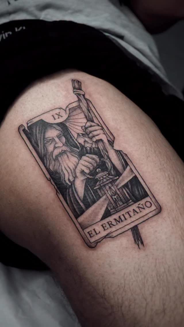 Post 6 by No Land Tattoo Valencia on Instagram (video)