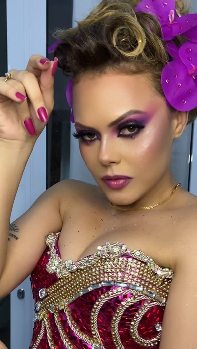 Post 6 by DIESCA KELI on Instagram (video)