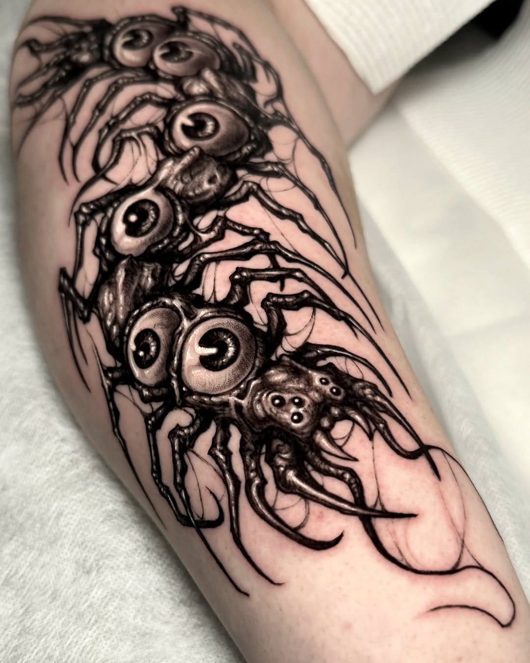 Post 5 by ZUSEN. Blackwork tattoo on Instagram (carousel)