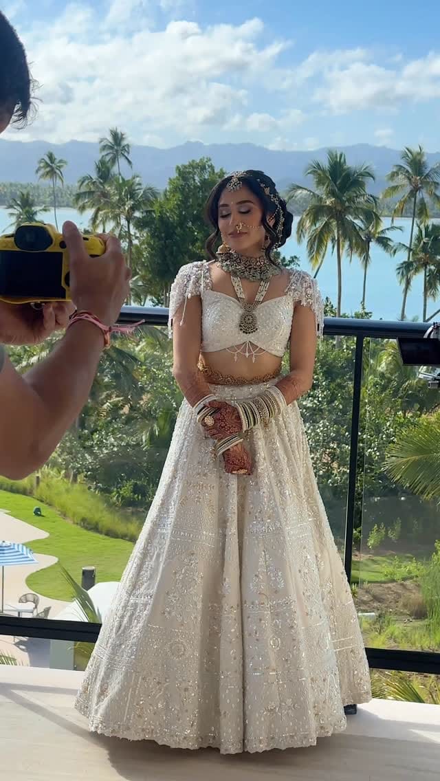 Post 1 by Houston Makeup Artist on Instagram (video)