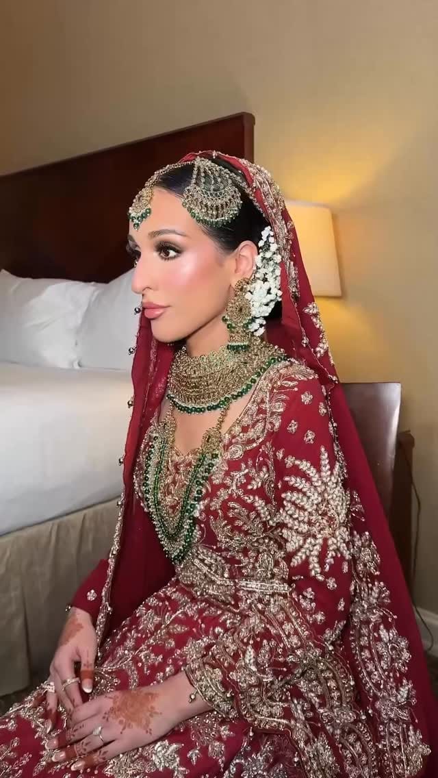 Post 2 by Houston Makeup Artist on Instagram (video)