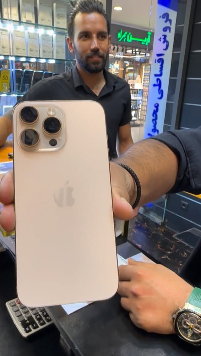 Post 4 by  تی‌تی فون | اپل استور on Instagram (video)