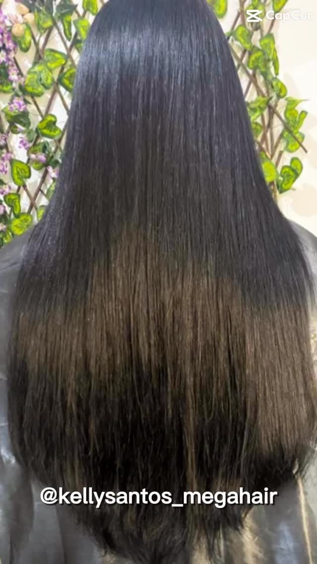 Post 2 by Kelly Santos Mega-Hair on Instagram (video)
