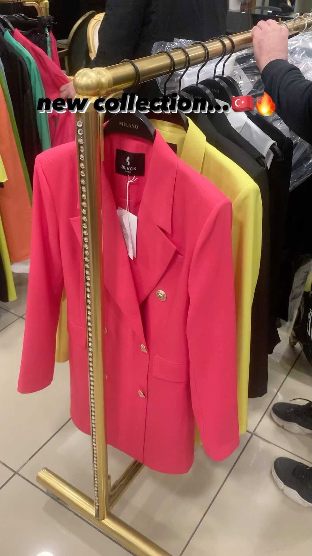 Post 6 by @jeansovka on Instagram (video)