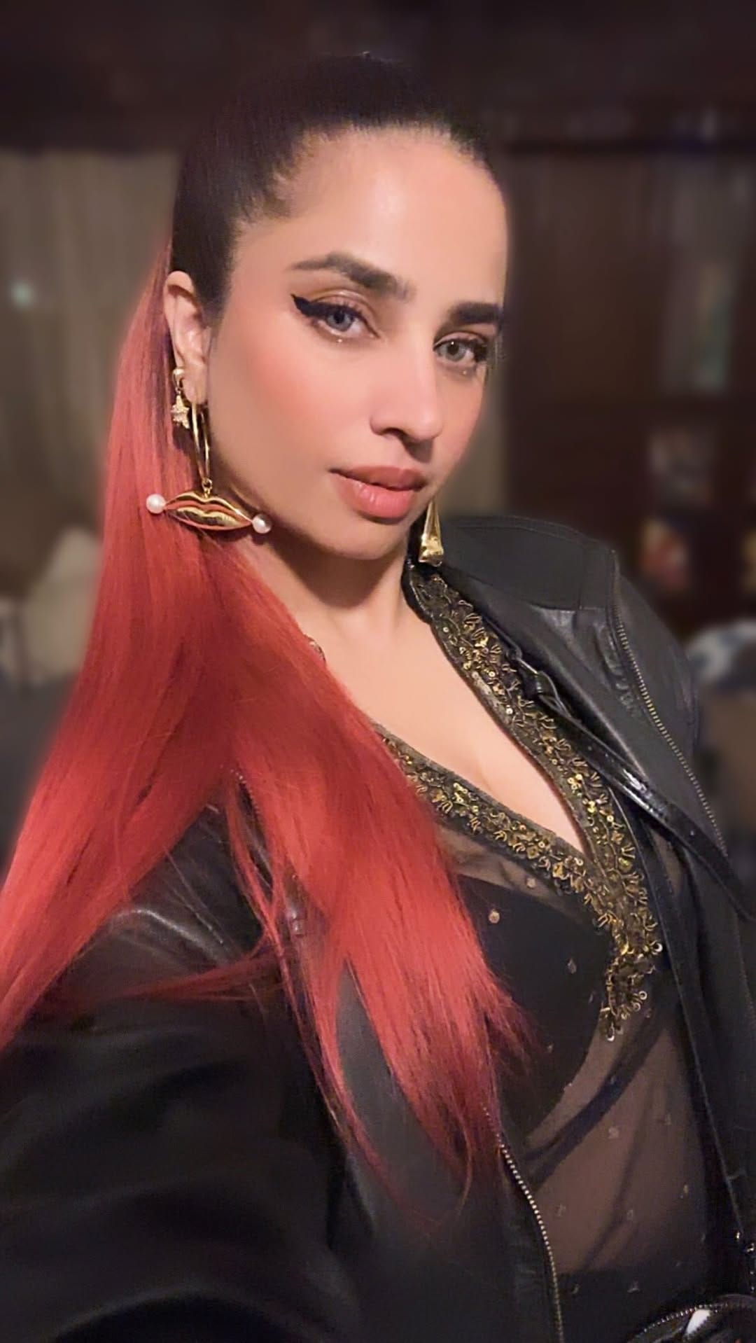 Post 3 by Disha Gaur on Instagram (video)