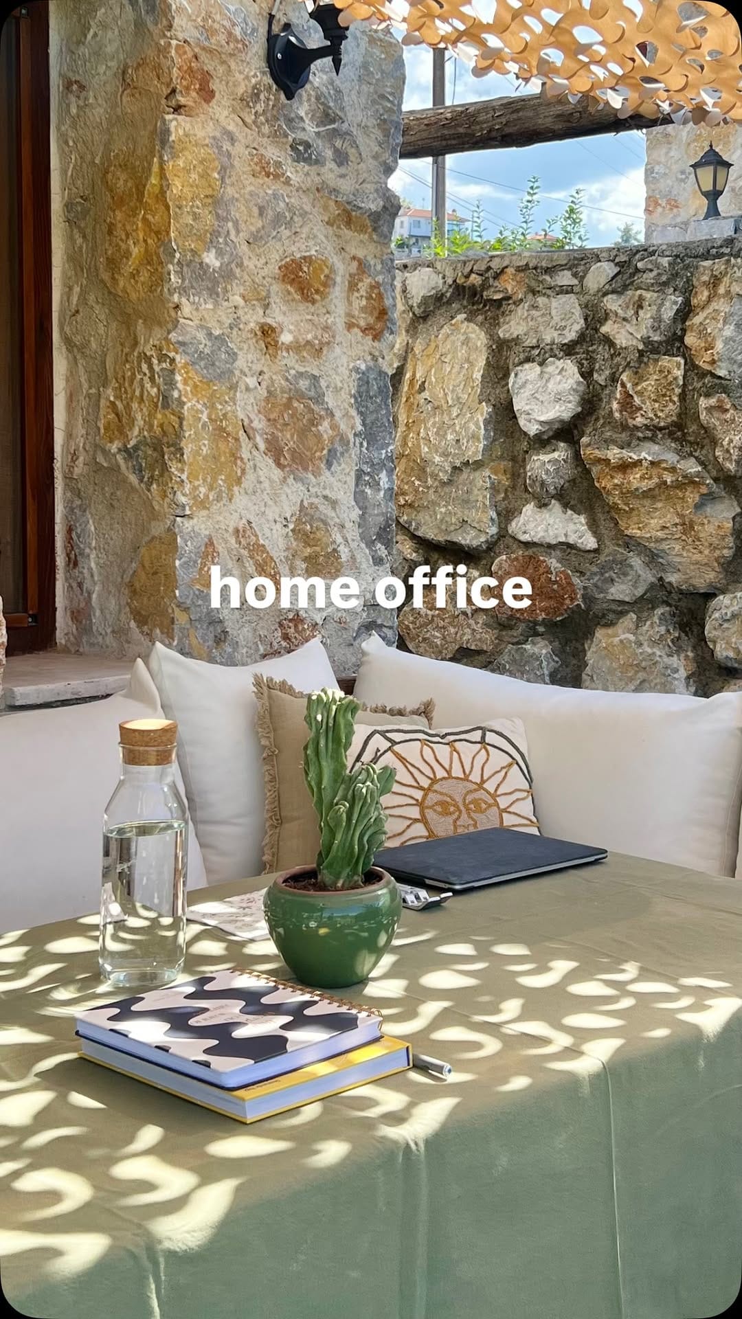 Post 2 by Ezgi Dinçsoy on Instagram (video)