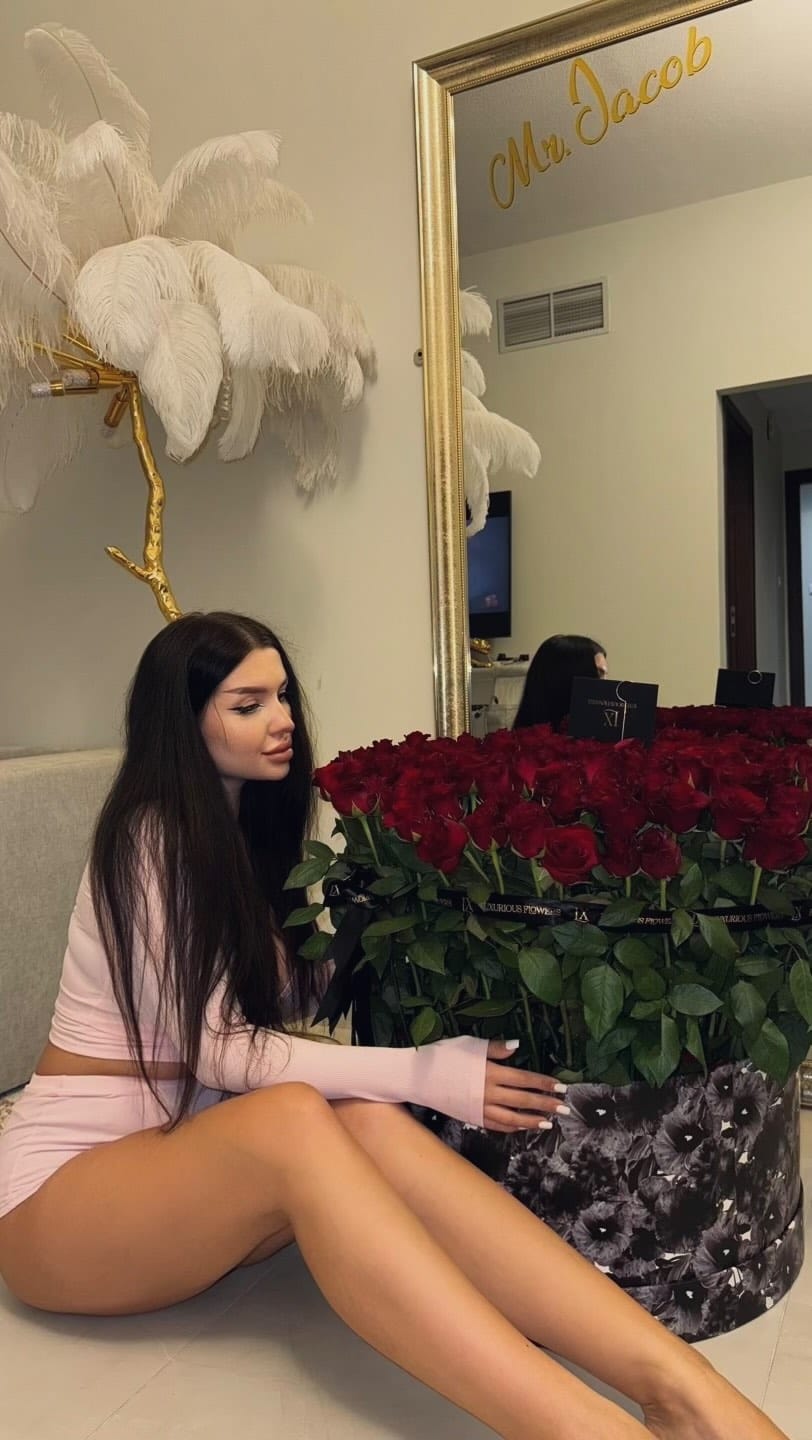Post 6 by ANASTASIA ALEX• أناستازيا Dubai-ская mommy• Influencer/ugc on Instagram (video)