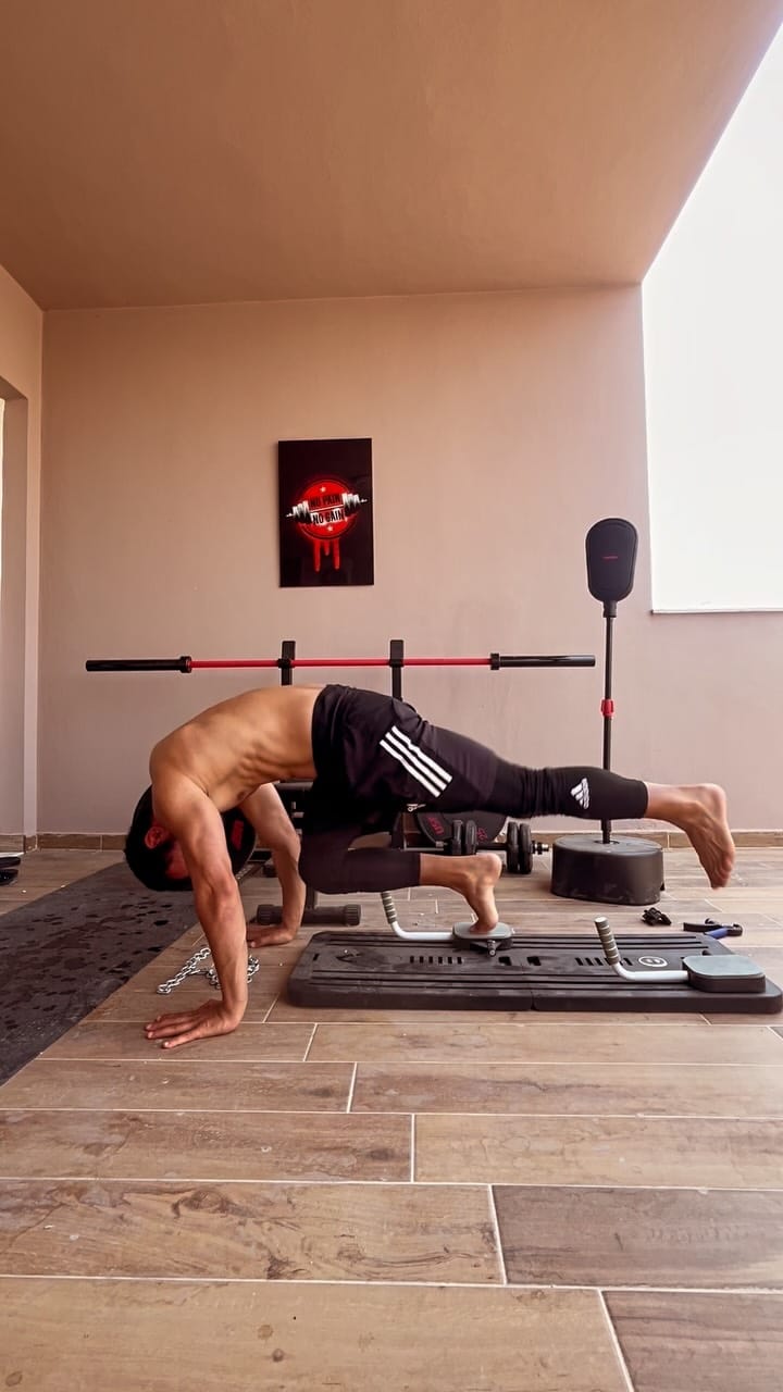 Post 9 by İshak tok on Instagram (video)